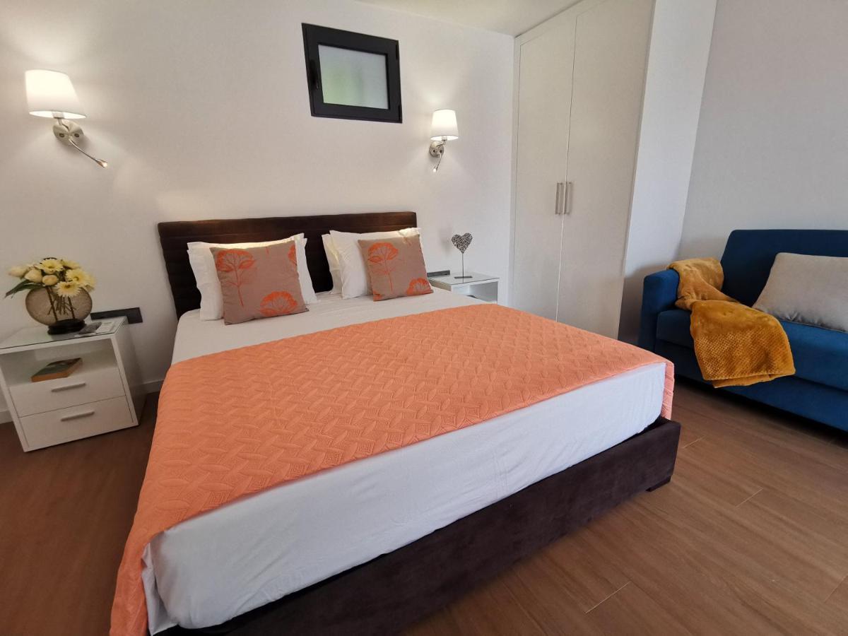 Charming Studios in Calheta Beach - Villa Esmeralda Exterior foto
