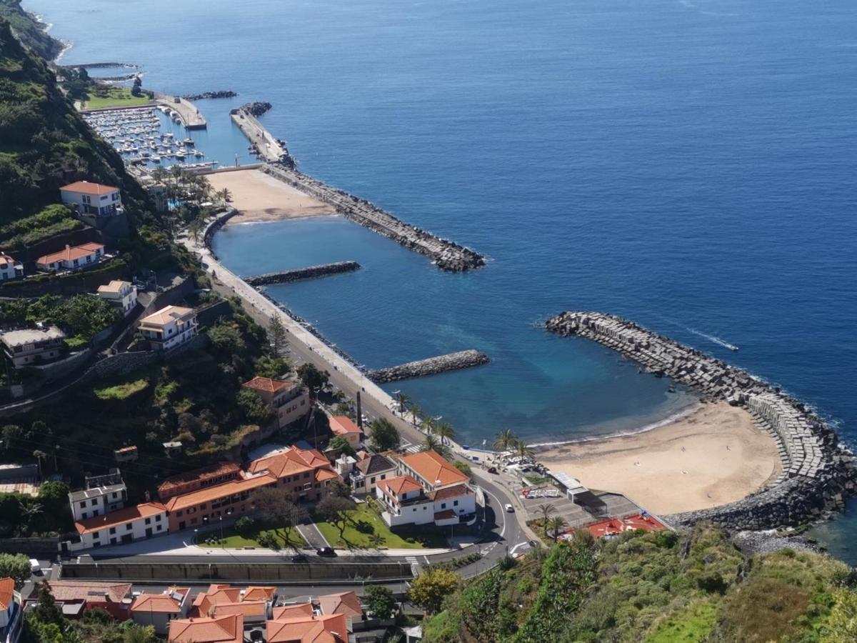 Charming Studios in Calheta Beach - Villa Esmeralda Exterior foto